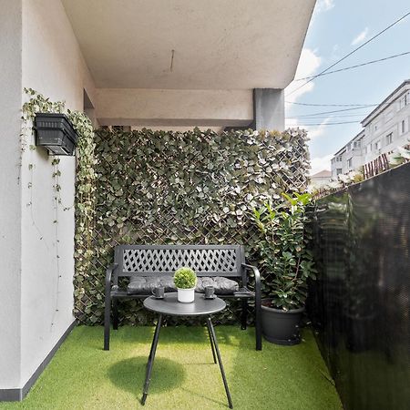 Andreea Studio Oradea Exterior photo